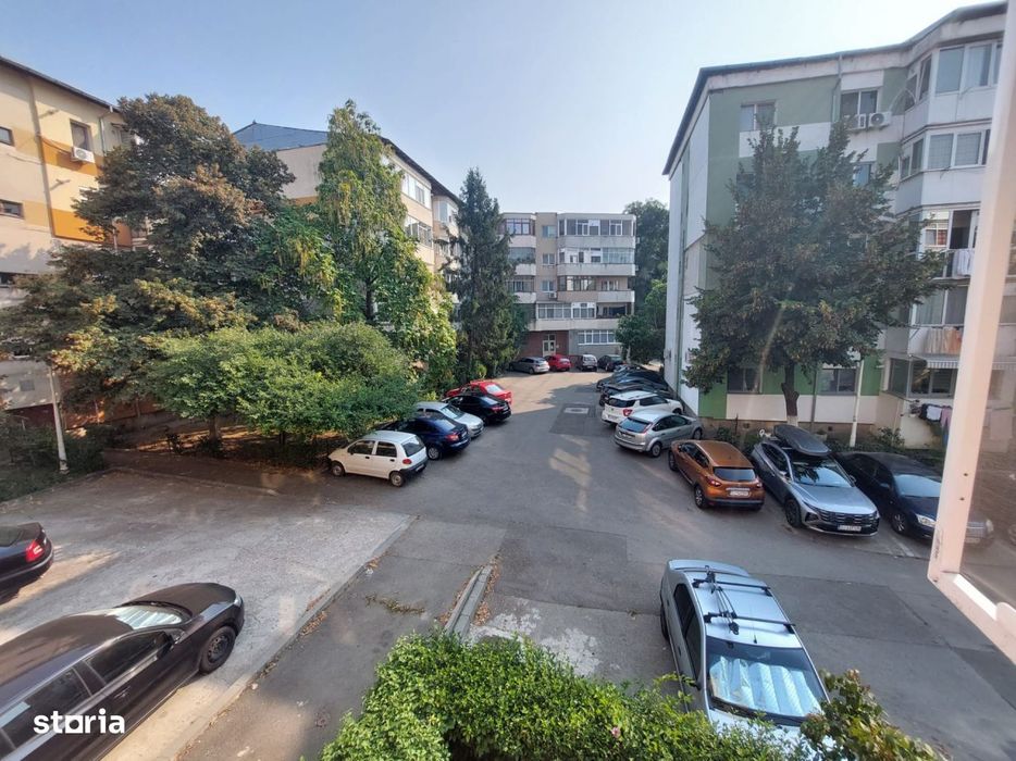 Inchiriez apartament elegant, decomandat – Facultatea de Drept/Insti