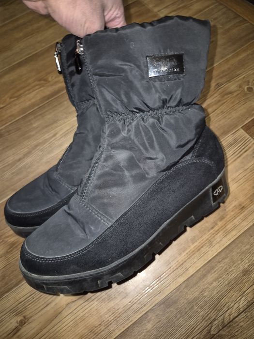 Продам зимние дутыши