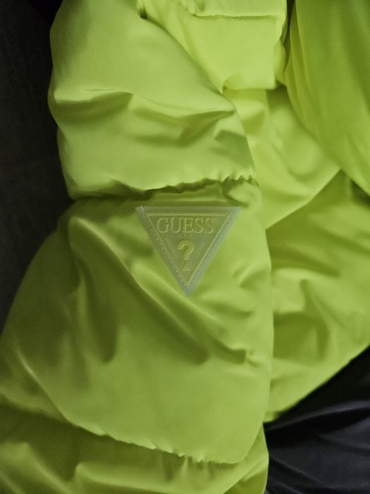 НОВО Детско яке GUESS 140 размер