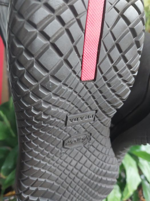 PRADA Original  Size 41 100% Кожа Unisex