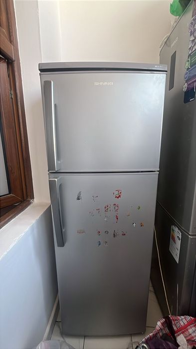 Холодильник. Жақсы жұмыс жасап тұр.