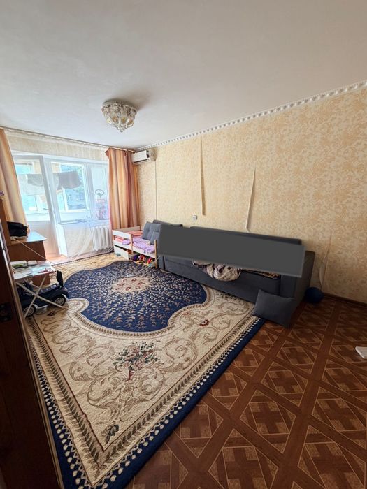 Сдается 2 ком кв в 4 мик