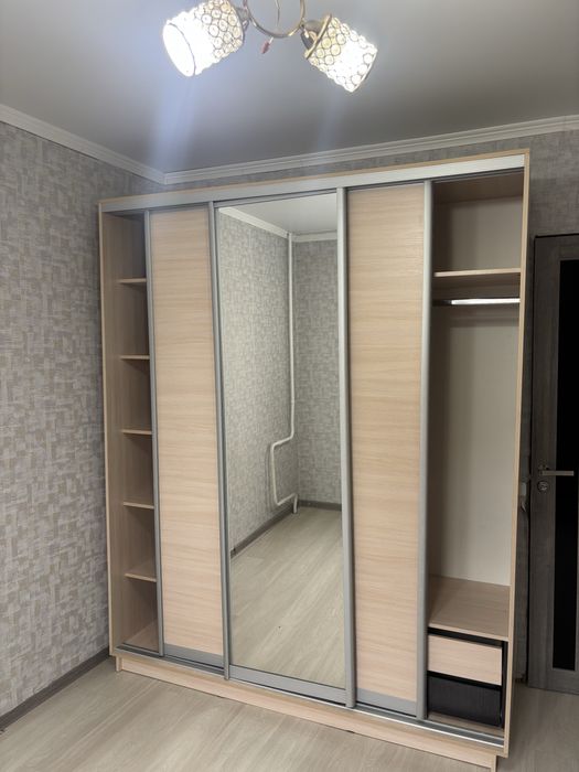 Продам шкаф купе