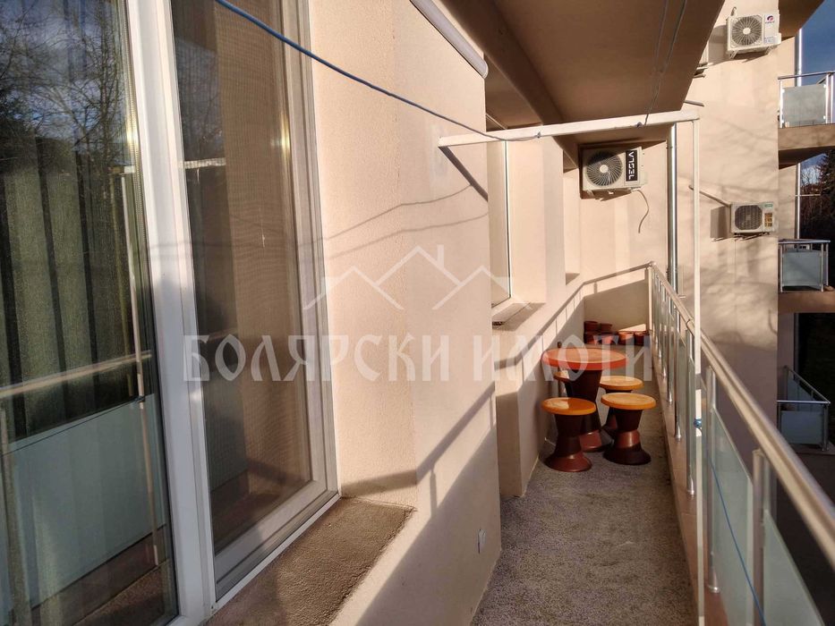 Южен апартамент до Нова Болница