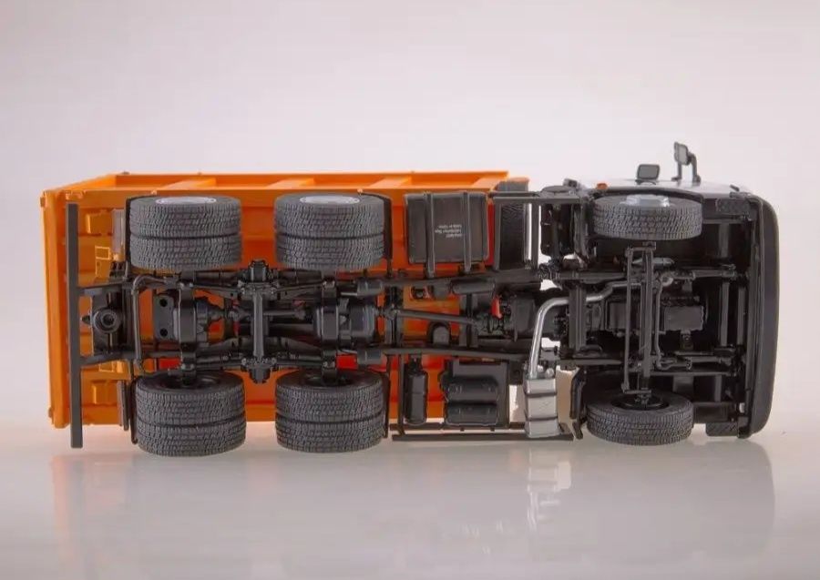 Коллекционные модели маз самосвал 1:43