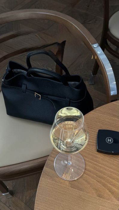 Сумка кожаная (черная)