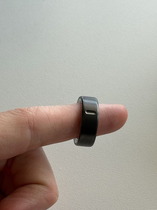 Inel Oura Ring 4 marimea 8 stealth negru