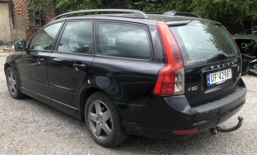 Volvo v50 1.6 hdi на части