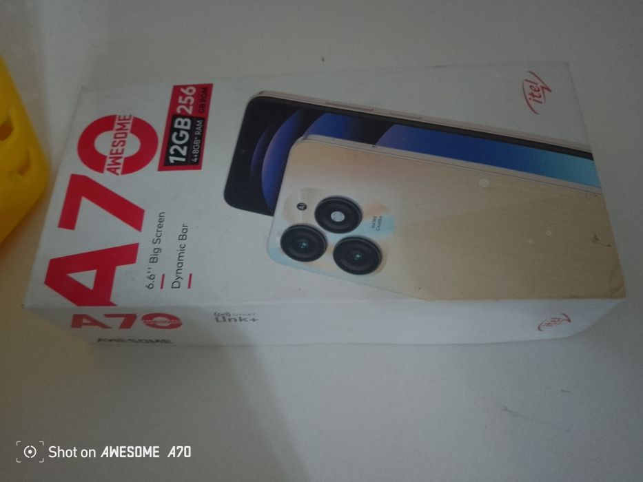 Айтел А70         .