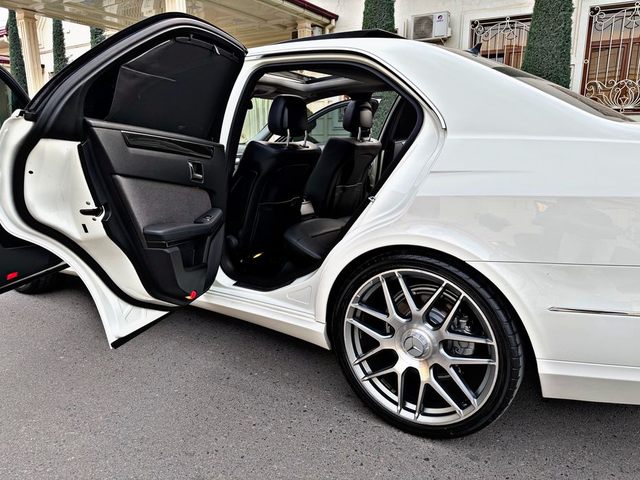 Mercedes Benz W212 Состаяние Зор 2011 Пробег 179000Км