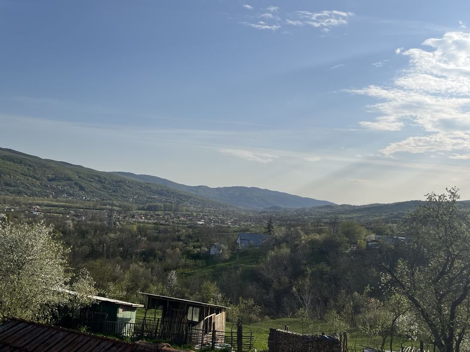 Casă 3 camere +teren intravilan Pârscov, Buzău – priveliște Valea Buzăului