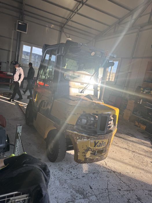 Stivuitor yale veracitor 40YX 4 tone 2017