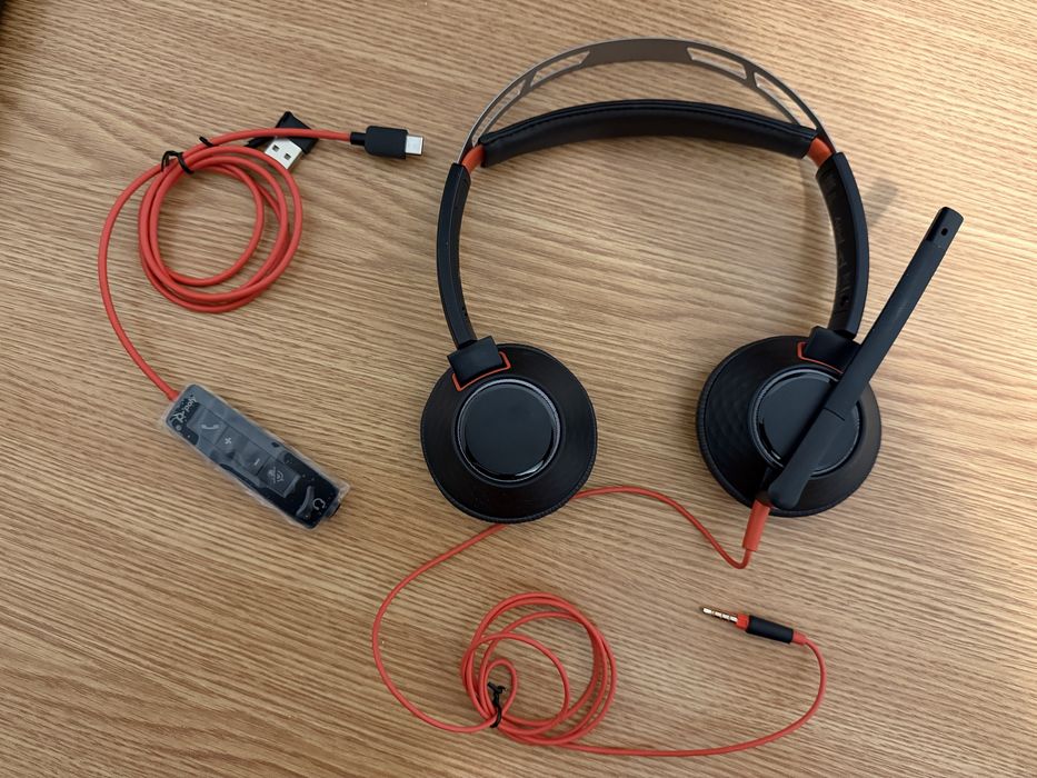 Casti cu microfon Poly - jack si USB-C