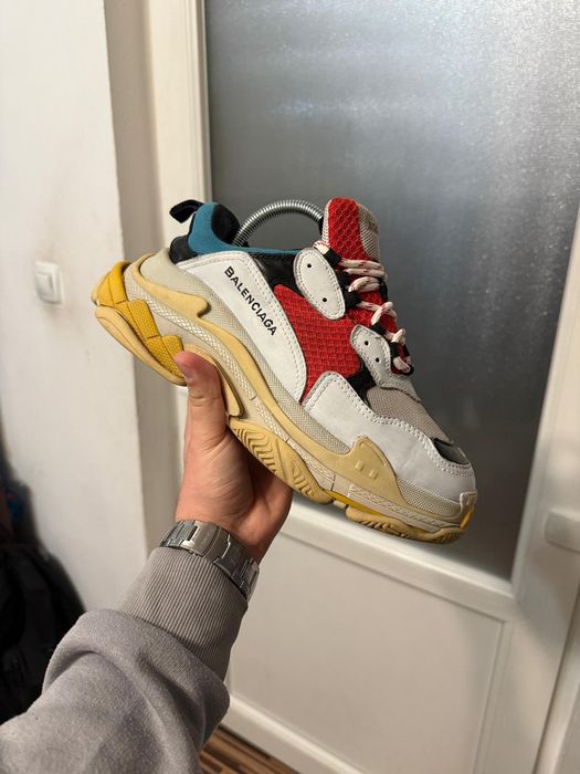 Balenciaga triple s