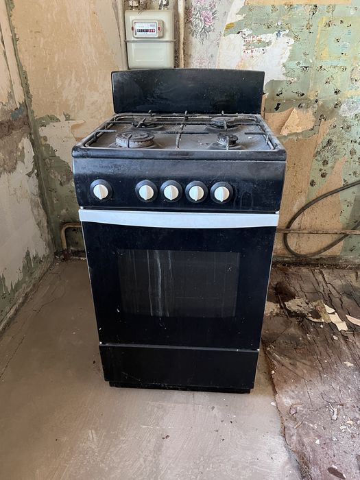 Газовая плита продам