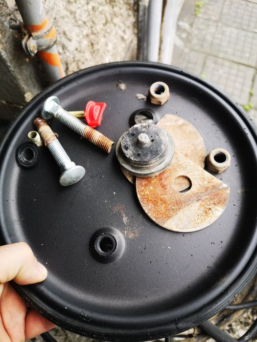 Продавам газова бутилка за автомобил