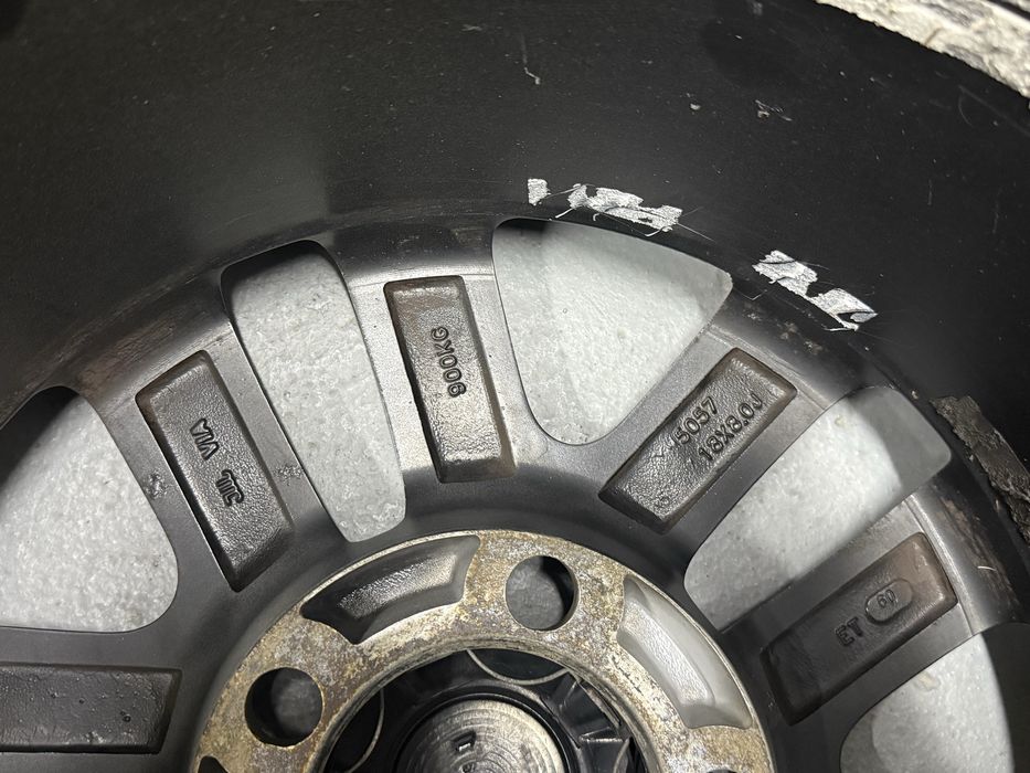 Продам комплект дисков Lexus