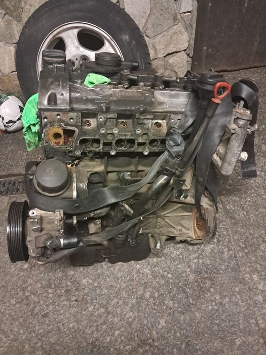 Vând motor vito 638