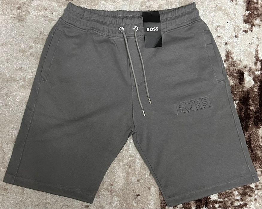 Vând pantalon nou de bărbați