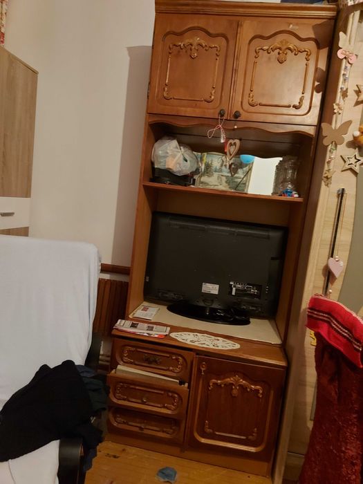 Pat metal, dulap, raft,oglinda,comoda