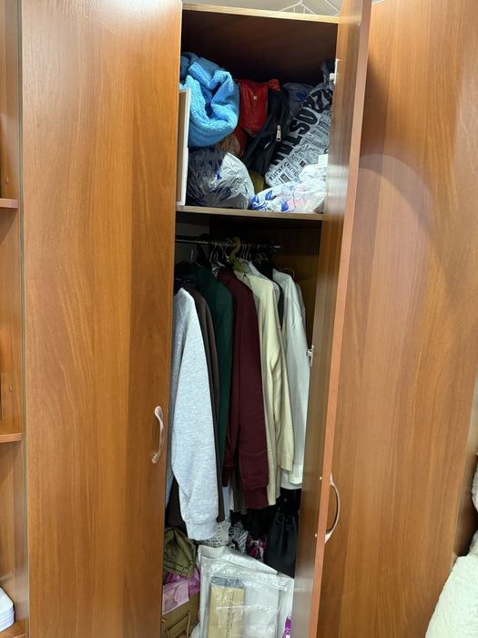 Продам угловой шкаф б/у