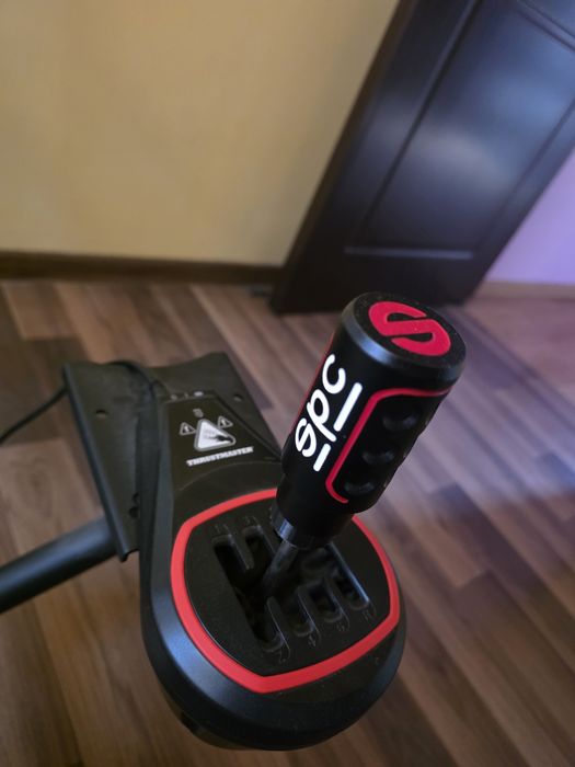 Simulator racing Thrustmaster T248 xbox sau PC