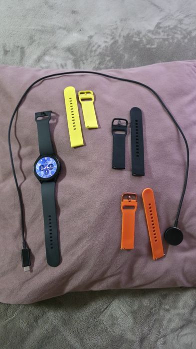 Vând smart watch Samsung Galaxy Watch 5