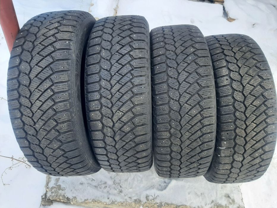 Продам шины 235/55/19