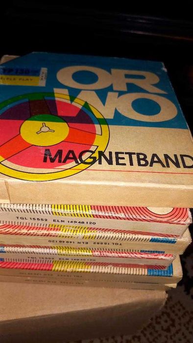 Magnetofon TESLA B115