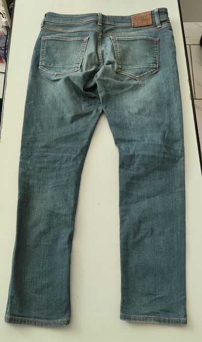 Продаю б/у одежду