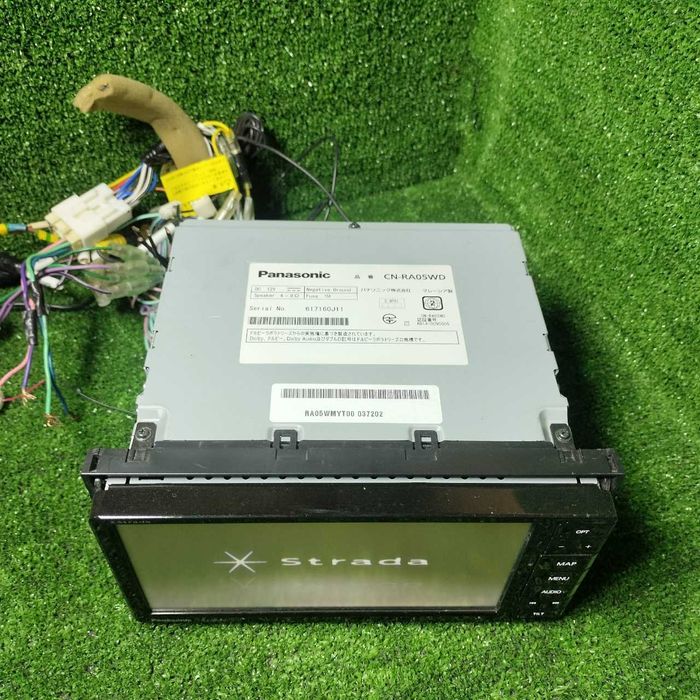 Продам Мультимедийной автомагнитолы Panasonic Strada CN RA05WD