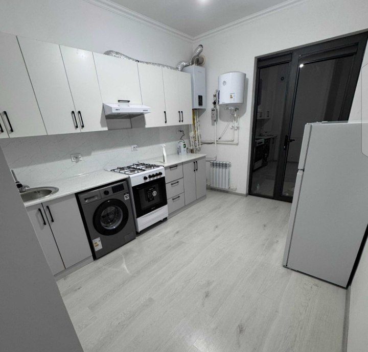 Mirzo Ulugʻbek Maksim Gorkiy metro bekati tomonida kvartira bor ijarag