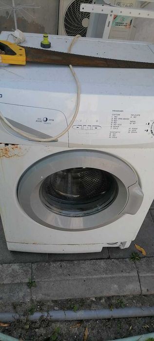 Гаражна разпродажба