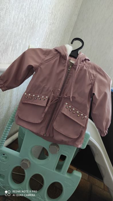 Продается весенне осенняя курточка
