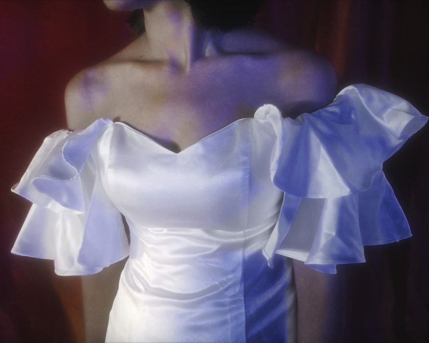 Продам свадебный платья новые