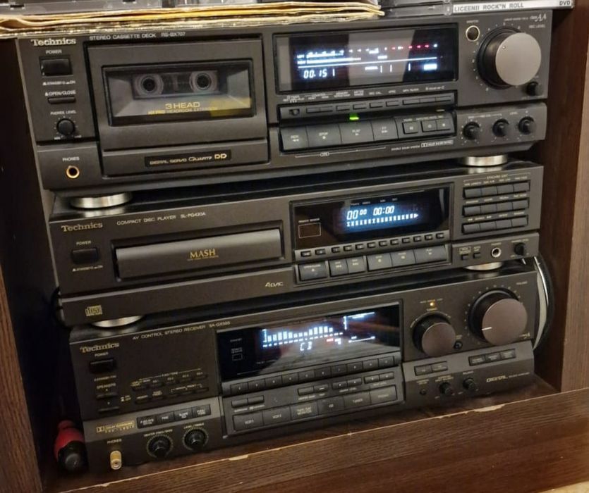 Linie Technics,Receiver SA GX 505, deck RS BX 707, CD-PLAYER SL PG420A