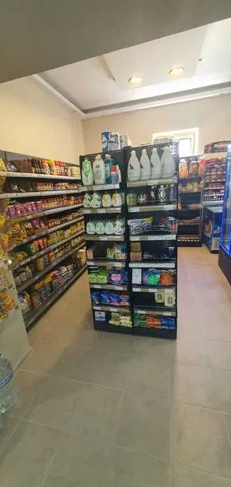 ПРОМО! Крайстенен стелаж за магазин бял или тъмно сив мат!