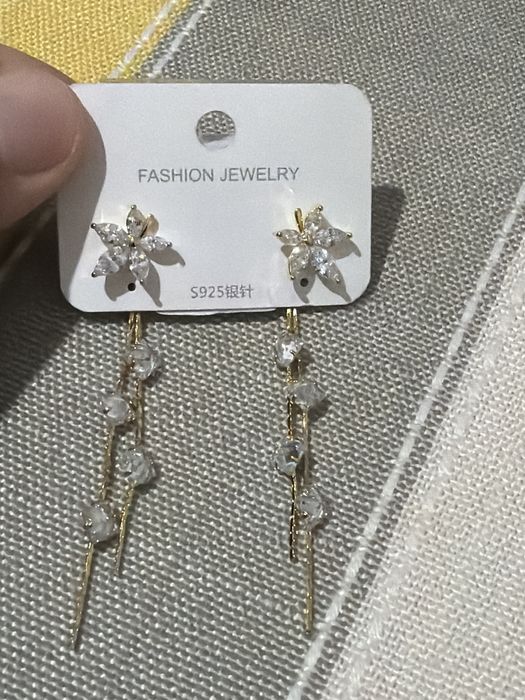 Нежные и стильные серьги