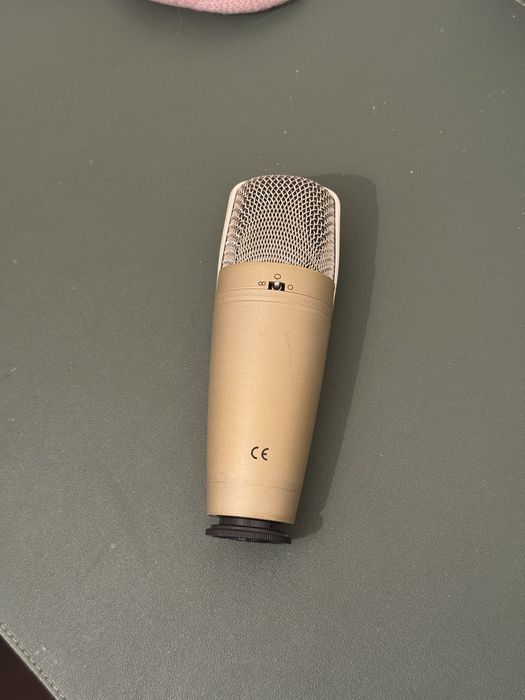 Микрофон behringer c3