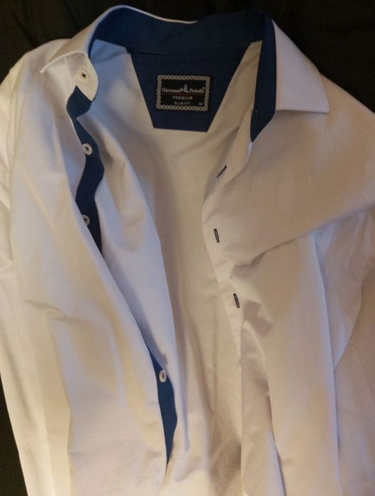 Продам костюм        .