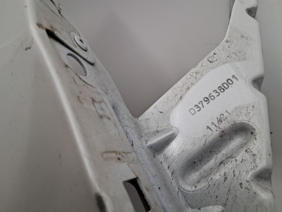 Калник Peugeot 3008 GT 2017/23г