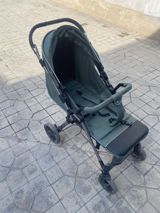 Детская коляска почти новая, отличное состояние