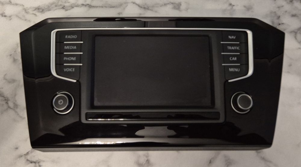 Navigație originală touchscreen VW Passat B8 , Golf 7 , Tiguan ,Arteon