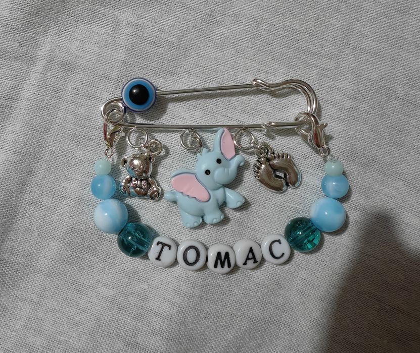 Клипс за залъгалка и игла за количка