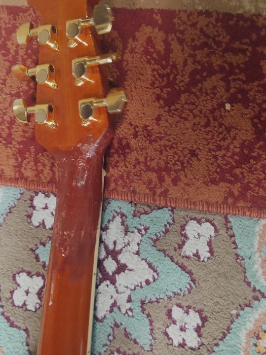 Sakura 41 gitara