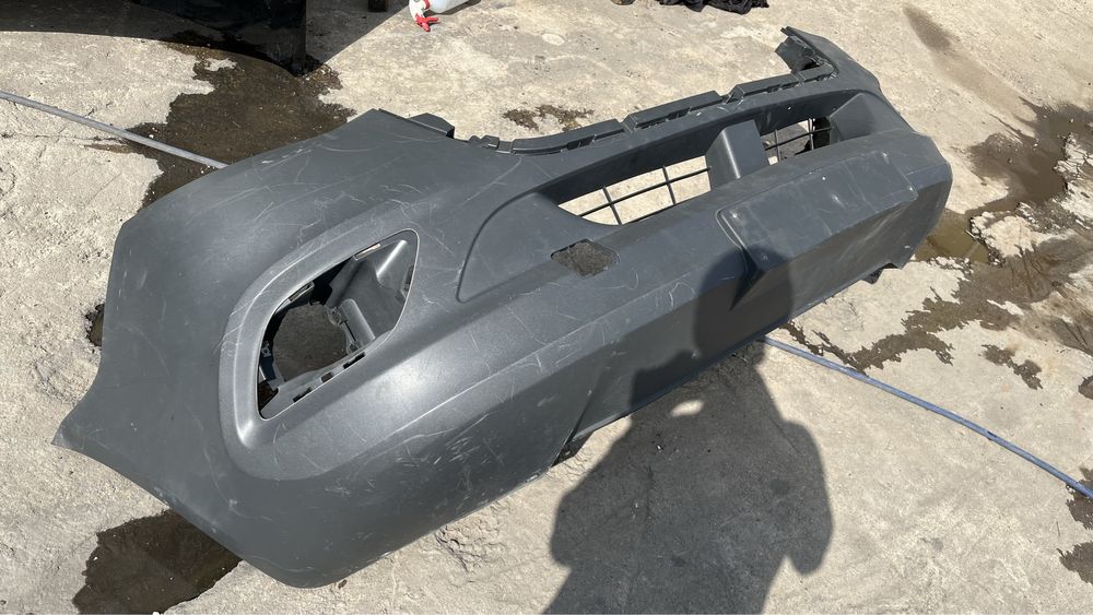 2 броя предна броня Mercedes Sprinter 2019