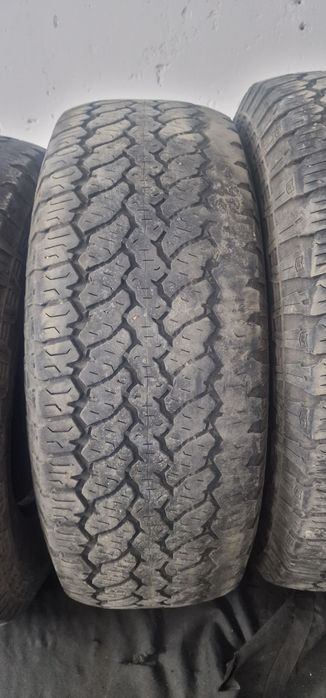 Отдам шины 265/70/17