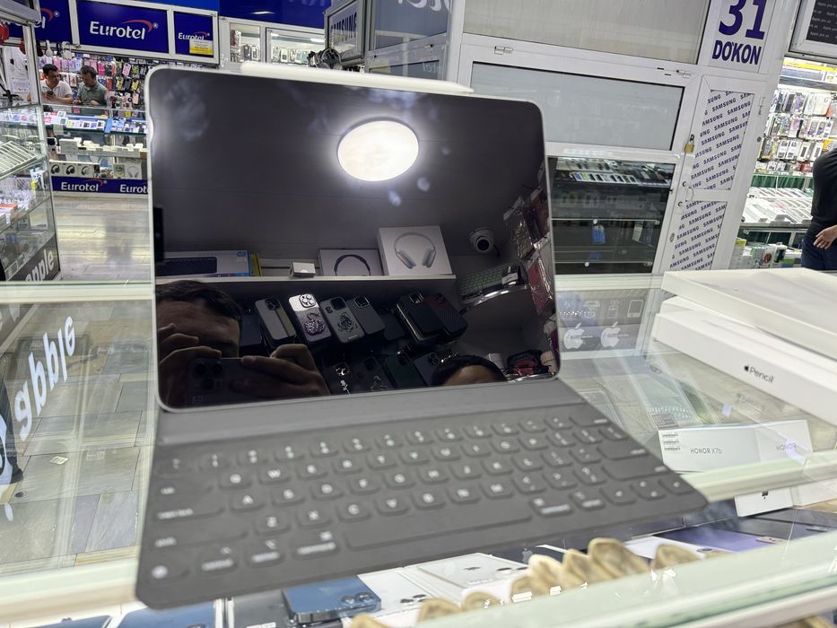 Idap pro 12,9 M2 prosessor