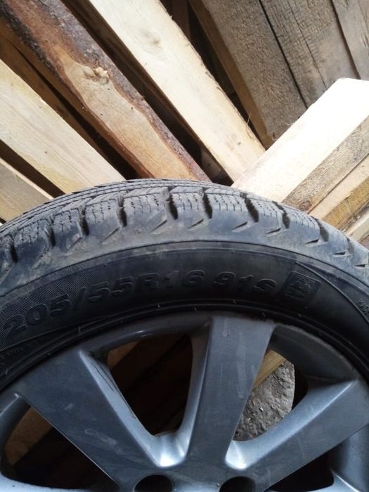 Продам зимние резину с дисками