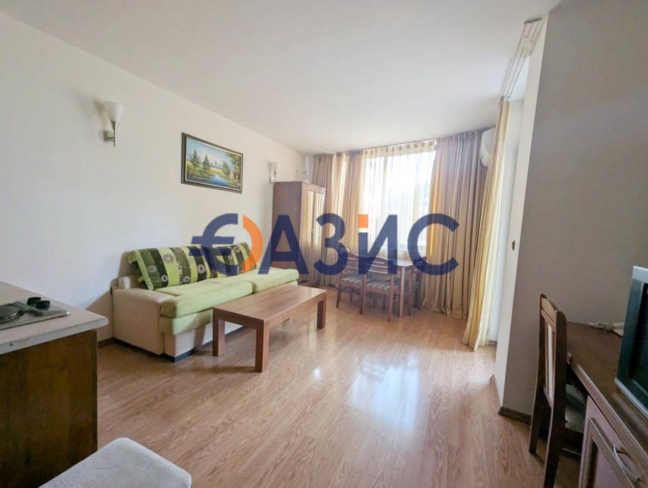 Продава се Двустаен апартамент в к.к. Слънчев бряг - 63 кв.м за 1110 €/кв.м - Снимка #4
